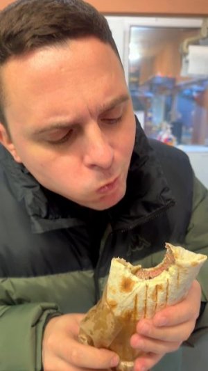 Обзор на шаурму у Гарика