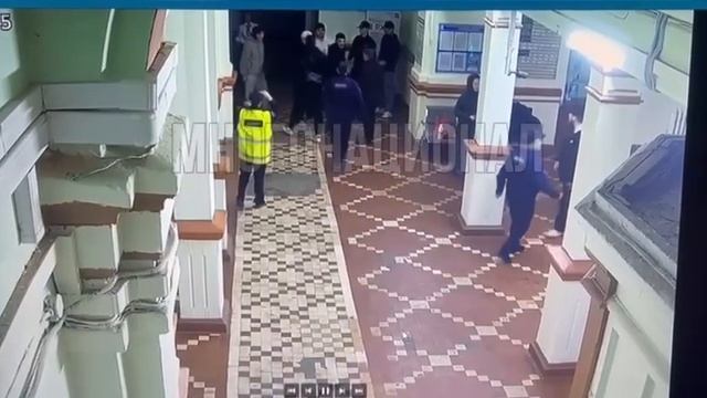 Многонациональная банда напала на сотрудников транспортной безопасности в Костромской области смотреть онлайн