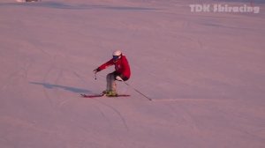 Упражнение "Бёдра параллельно лыжам"