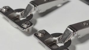 Установка петель Titus EasyFix и демпфера Glissando TL2