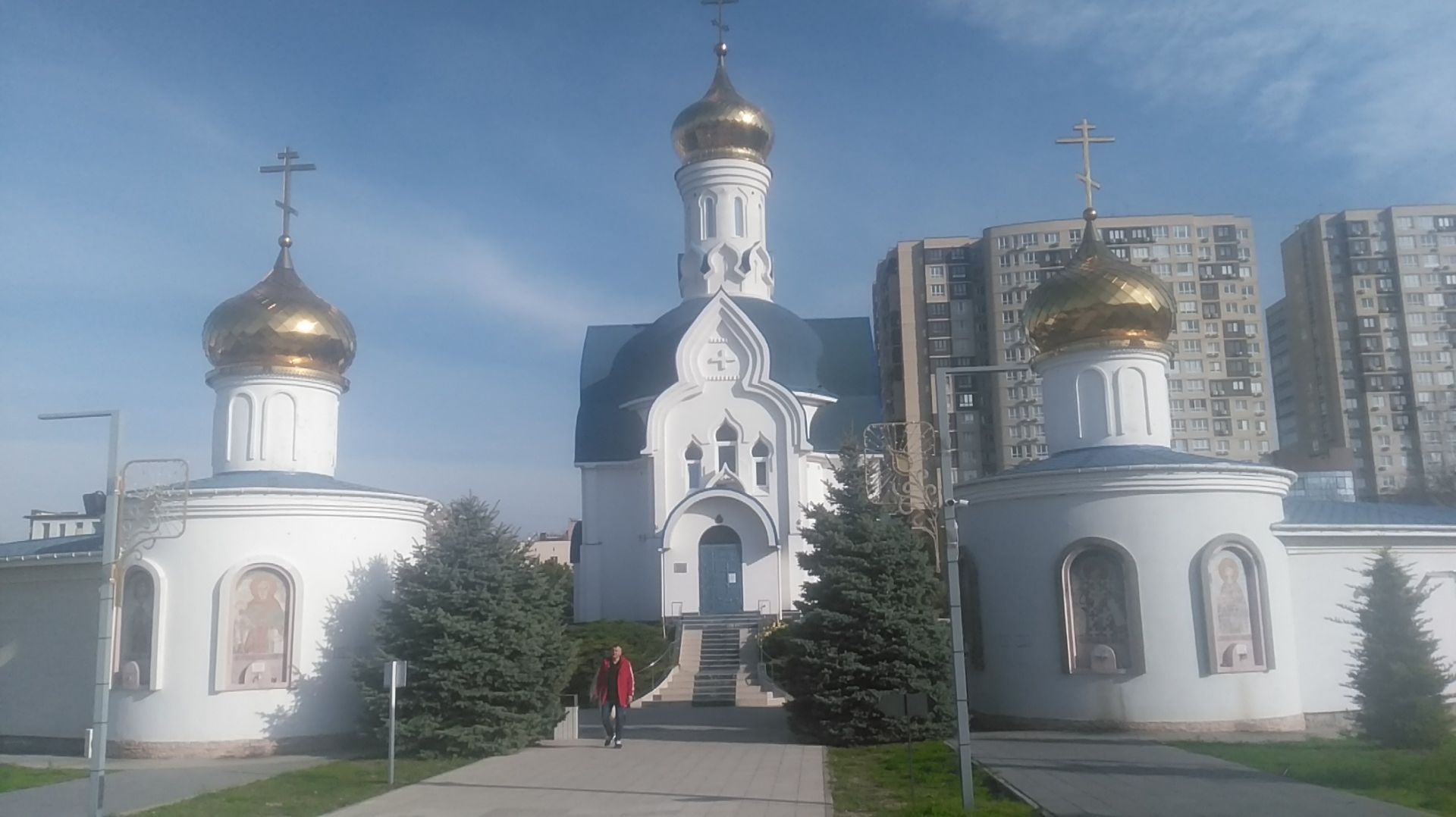 Звонница  расположенная на входе в Крещенский парк в Анапе