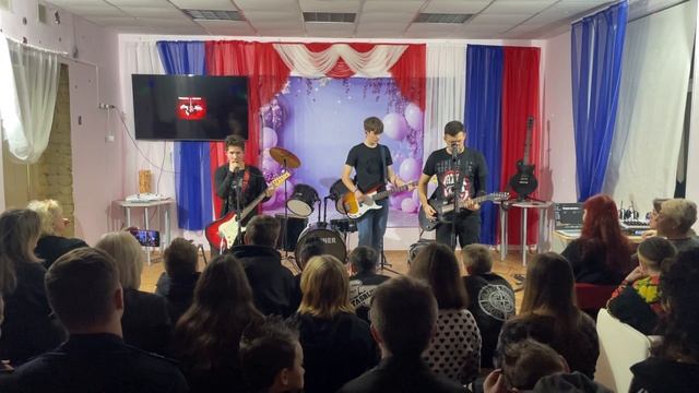 КСУ Расправь Крылья - Жизнь
