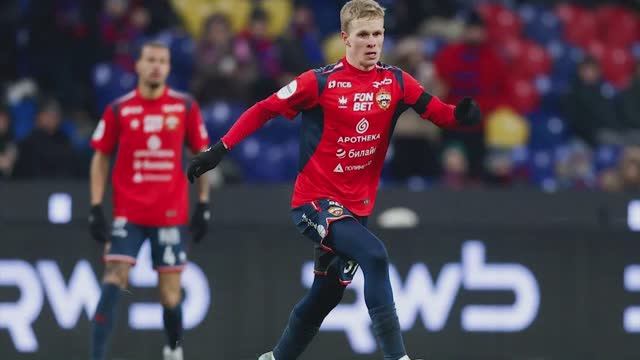 Староосколец Матвей Кисляк признан лучшим молодым футболистом года в РПЛ смотреть онлайн