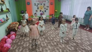 танец моя мама самая крутая