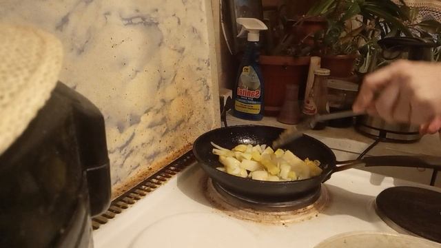 жарим картошку по-быстрому смотреть онлайн