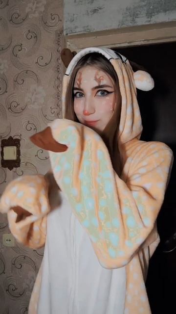 Новогодние танцы подъехали 😂😂 смотреть онлайн