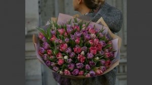 Упаковка букета из 99 тюльпанов