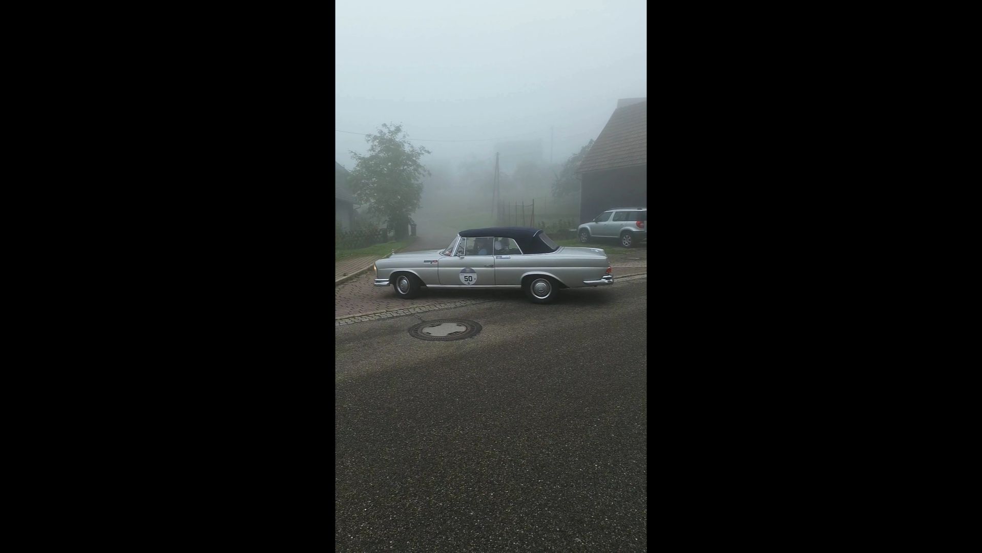 Mercedes 220 SE смотреть онлайн