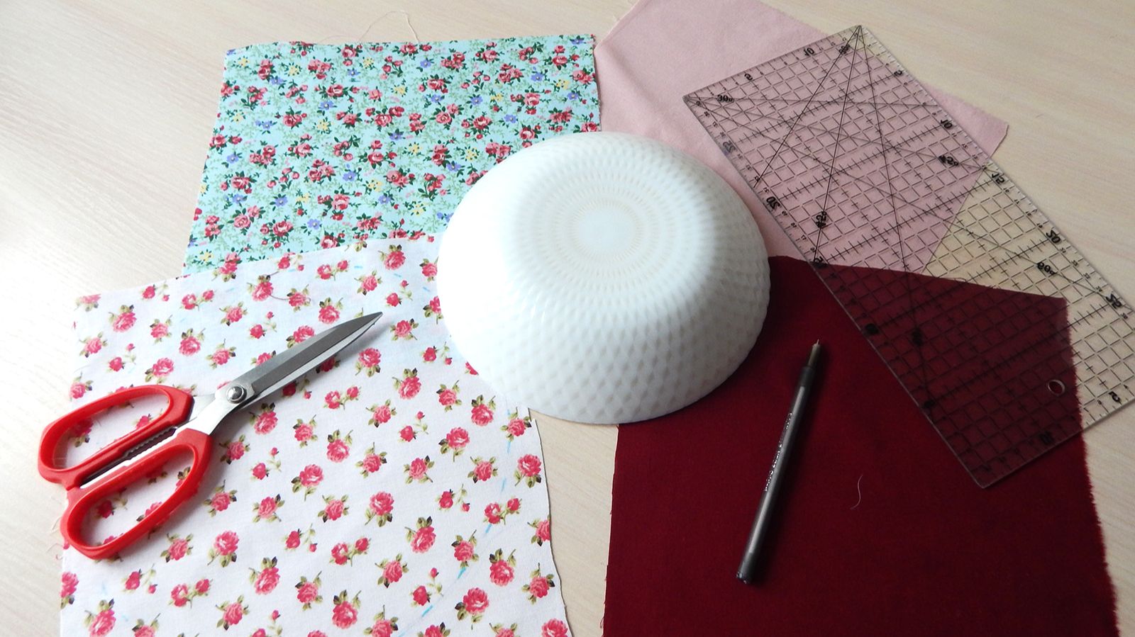 Вы удивитесь что я сшила из круга. Простой способ шитья красивых  прихваток без обработки края.