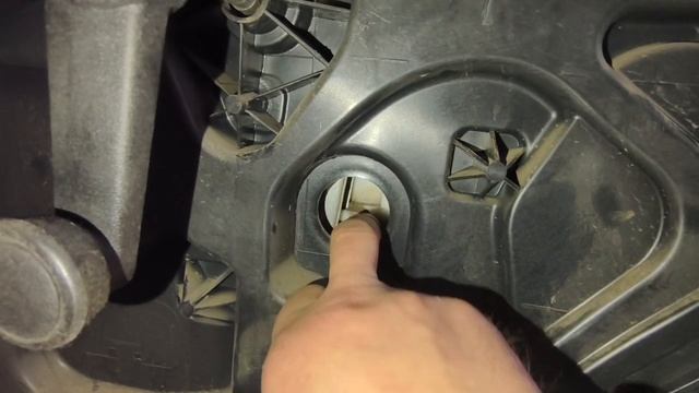 разбор задней двери ford fusion.