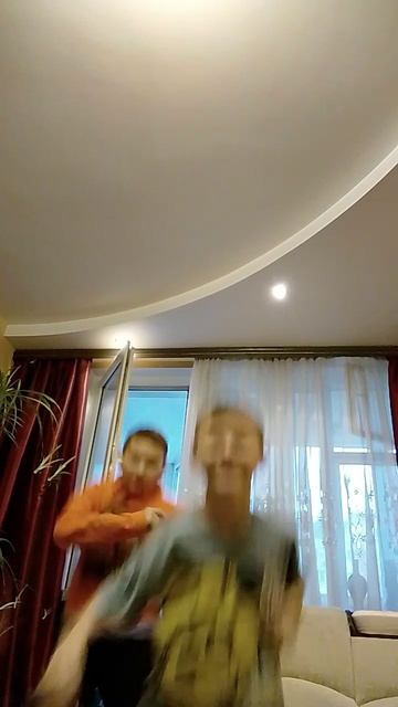 Я сегодня танцую под музыку дык кын дыш