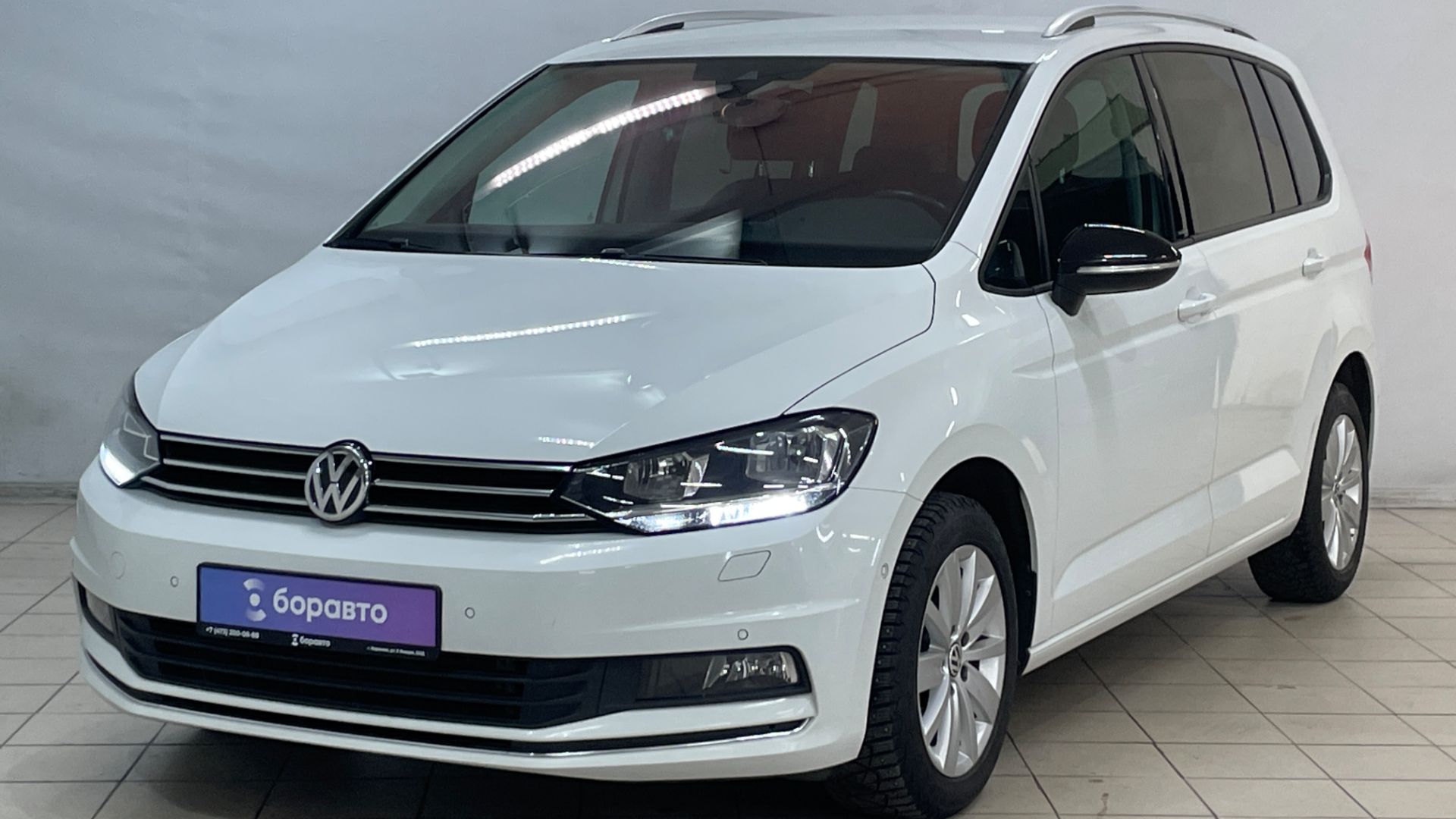 VOLKSWAGEN TOURAN смотреть онлайн
