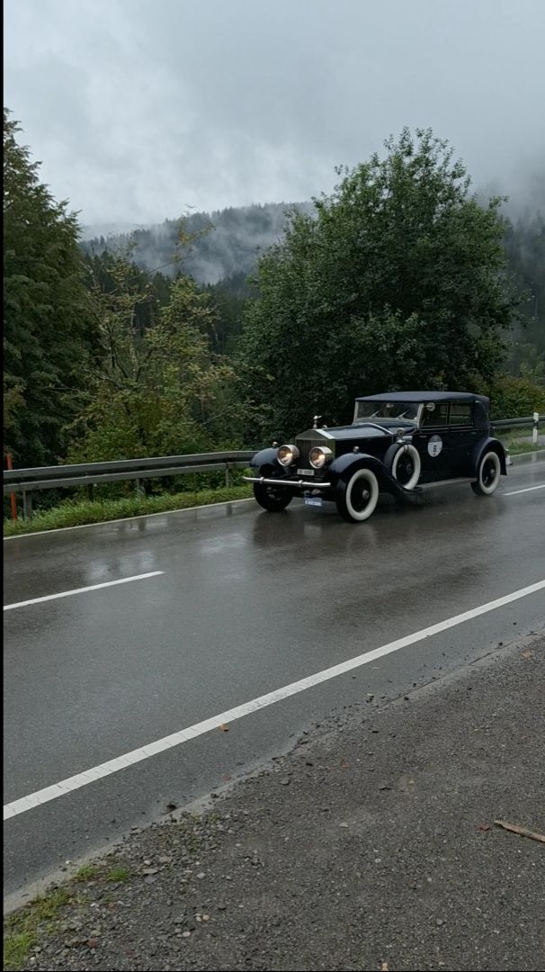 100 летняя машина смотреть онлайн