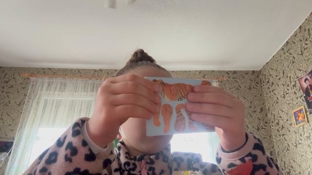 Распаковка секретной ЛОЛ и огромного киндера