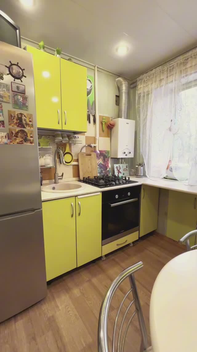 Продается двухкомнатная квартира 43м в кирпичном доме - г. Воронеж ул. Машиностроителей