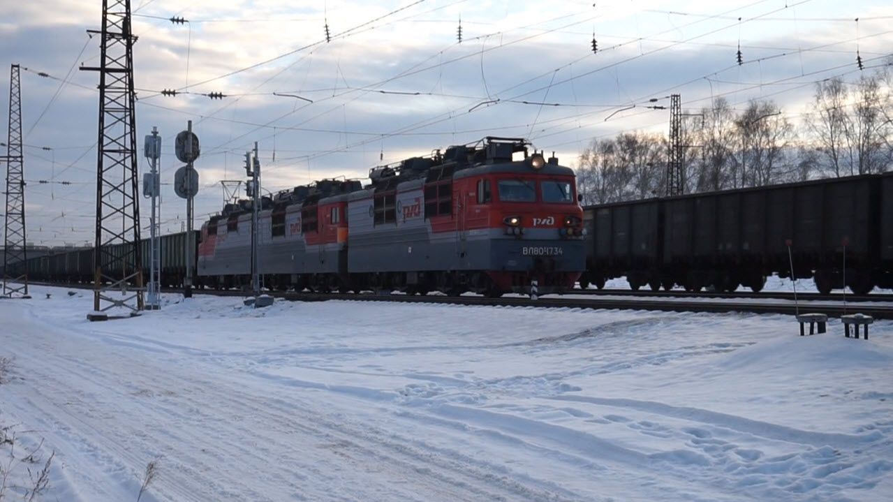 Электровозы ВЛ80С-2552/2663А и ВЛ80С-1821/1734А смотреть онлайн