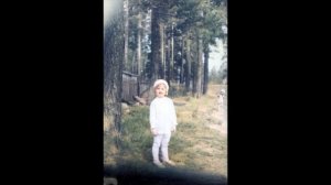 Вырица, Земская улица. Покрашенные и оживленные фото 1972 года.