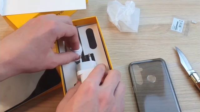 Realme 6i В ЦВЕТЕ БЕЛОЕ МОЛОКО смотреть онлайн