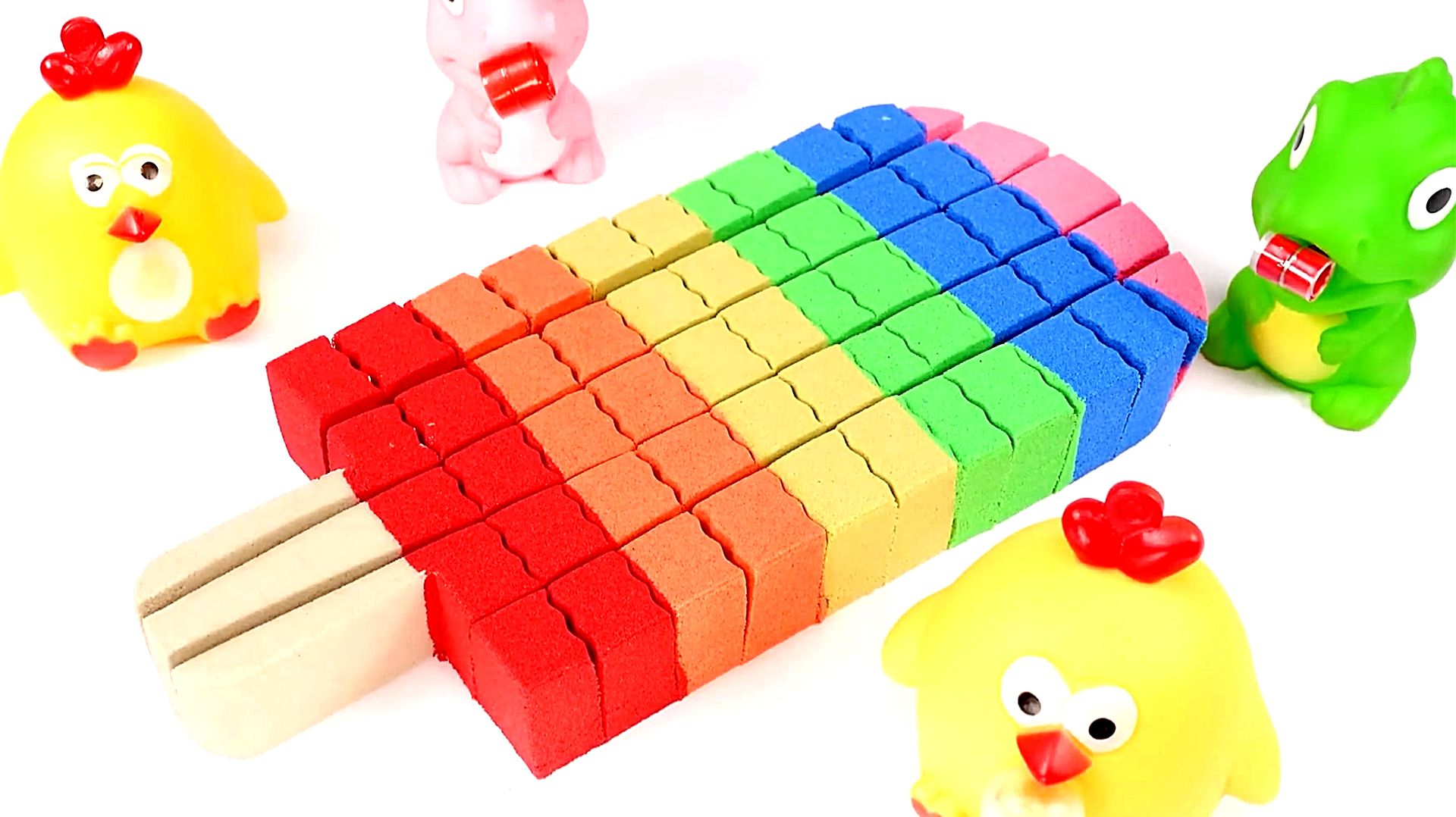 Кинетический песок. Лепим из песка. АСМР видео для детей. Развивающие мультики. Моторика. Поделки смотреть онлайн