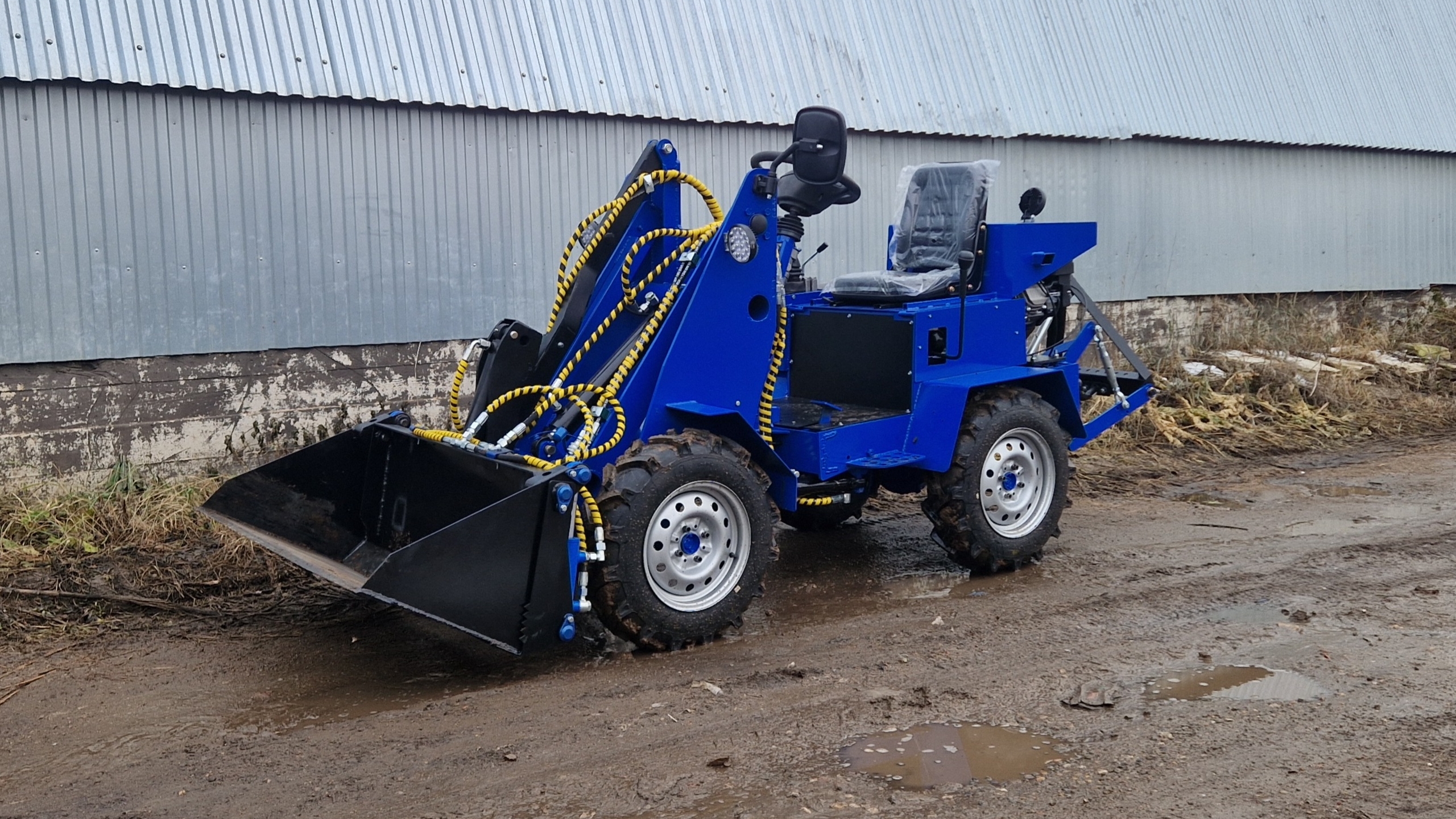 Мини трактор погрузчики 4х4 на заказ сборка в Набережных Челнах