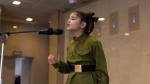 Две сестры бежали от войны. Автор:Сергей Сухонин. Читает: Арина Коноваленко, 8 лет