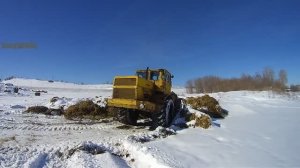 Чистка снега  К-700 А. (часть 1)