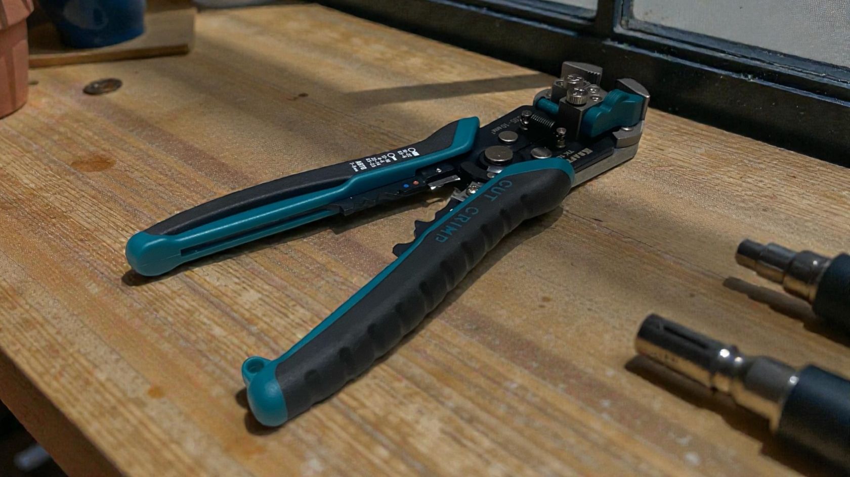 Распаковка и обзор стриппера Kraftool TK-10 22639 смотреть онлайн