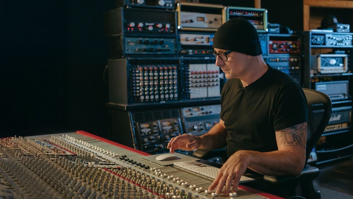 03. Hardware, Software, Effects, Session Preparation, Drums, Equalization and Compression смотреть онлайн