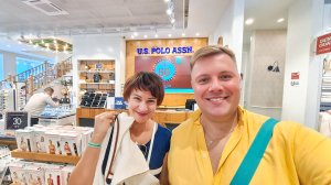 ЗАТАРИЛИСЬ В US POLO ПОДАРКИ ОТ ЛЕНОЧКИ @ElenaZybenkova  КУПИЛ МАМЕ ПОДАРОК А СЕБЕ НЕТ