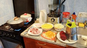 Вкусный салат с говядиной/Нажористый суп на обед/Вечернее увлечение