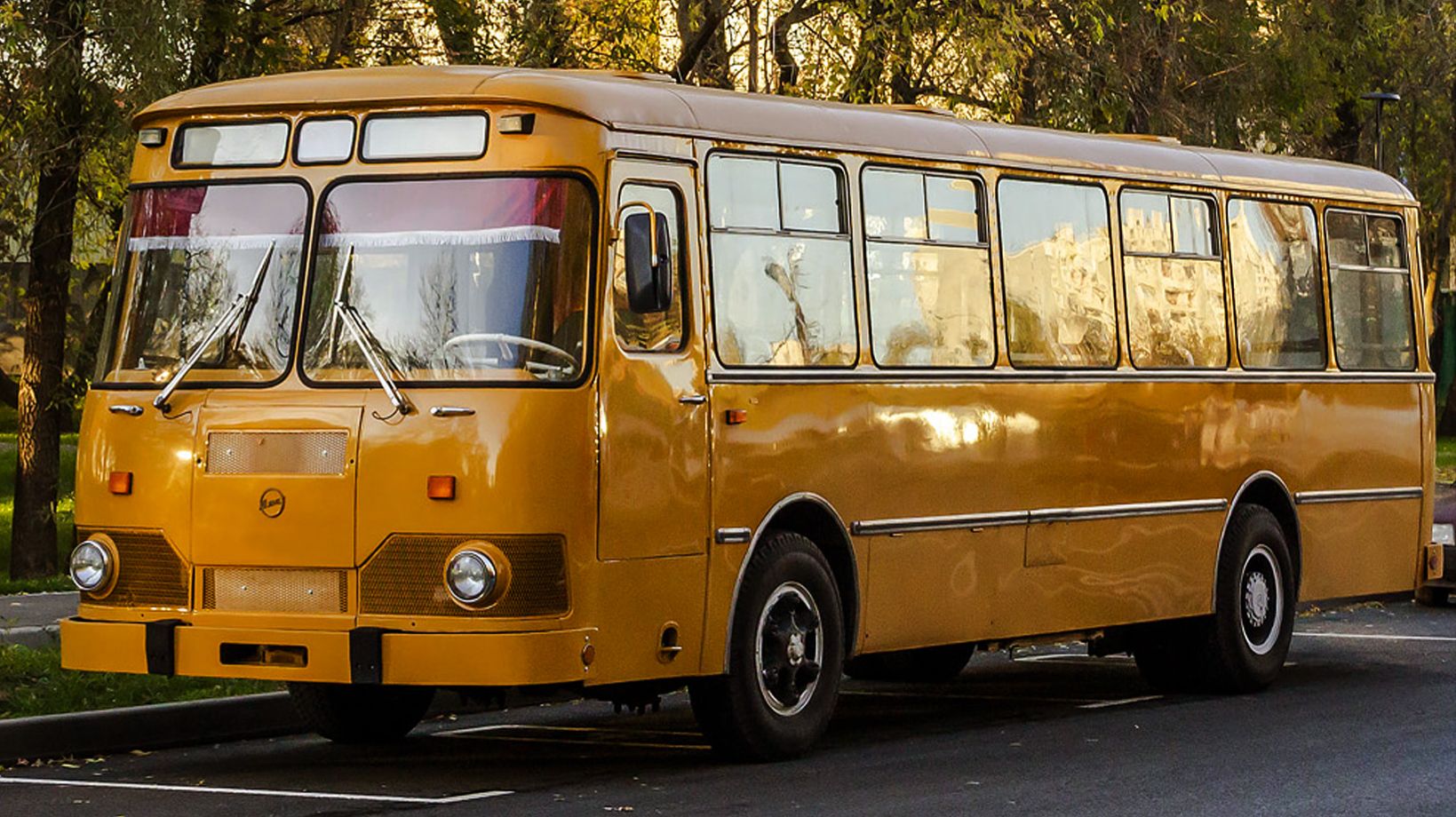 𝐋𝐈𝐀𝐙-𝟔𝟕𝟕𝐌 - 𝐄𝐓𝐒𝟐 смотреть онлайн