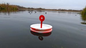 ОРИГИНАЛЬНЫЙ СПОСОБ УСТАНОВКИ КРУЖКОВ НА ЩУКУ. РЫБАЛКА С ЛОДКИ