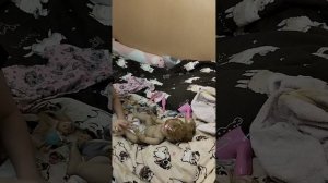 видосик с Олесей 😽Азаматом и каролиной🥰