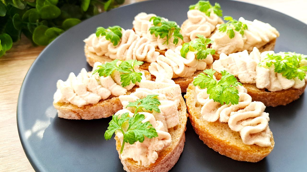 Быстрые и Вкусные Бутерброды с икрой трески на Завтрак или Перекус за 10 минут 🍞🥪 Сытно и быстро! смотреть онлайн