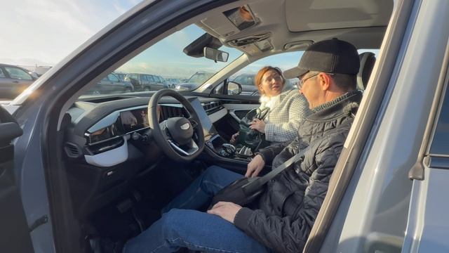 ДЖИЛИ АТЛАС В МАКСИМАЛКЕ С ПОЛНЫМ ПРИВОДОМ! Сколько стоит такой новый аппарат GEELY ATLAS 2025 смотреть онлайн