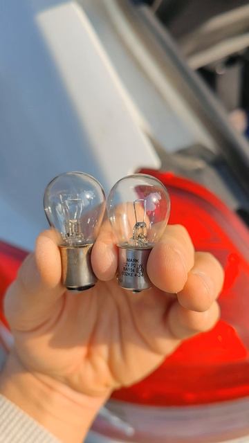 лампы задних габаритов и стопов для lada xray