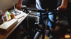 Тормоз у велосипеда скрипит.