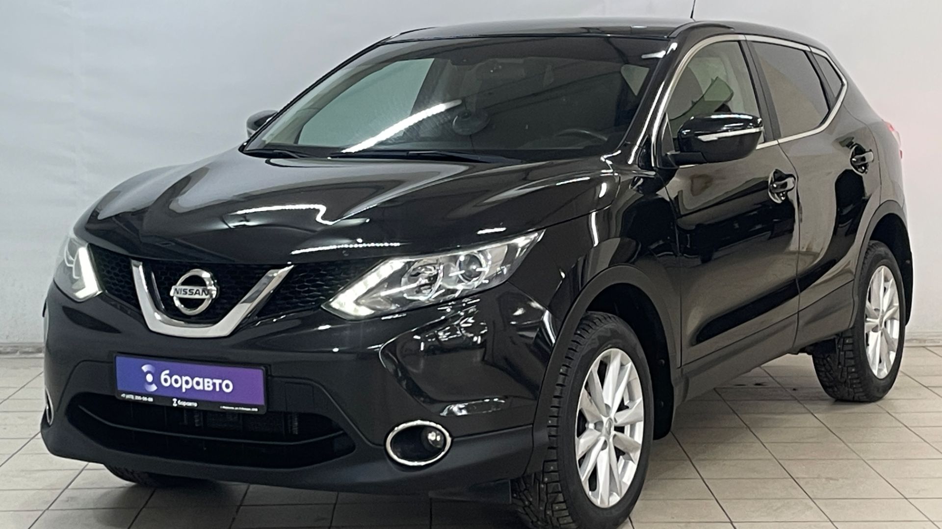 NISSAN QASHQAI смотреть онлайн