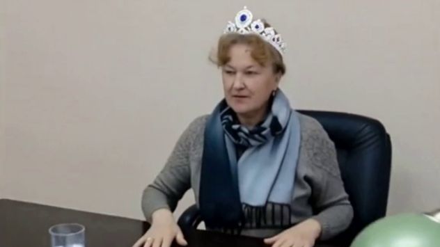 Королева (Агутин, Варум)