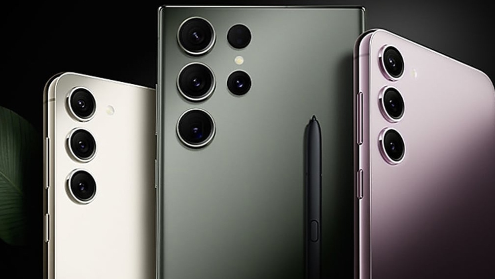 Сравнение двух мощный телефонов (samsyng And айфон)