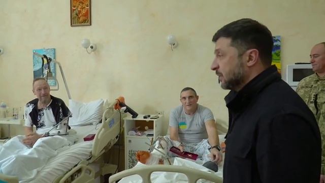 ГНИДА ДЯКУЕТ НЕДОБИТЫМ БАНДЕРОВЦАМ!