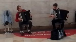 Музыка в метро 2025. 7-й сезон. Братья Тюнины. Баян