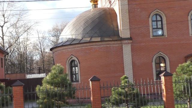 Храм иконы Божией Матери "Неопалимая Купина" в мкр. Востряково г. Домодедово (20.10.24)