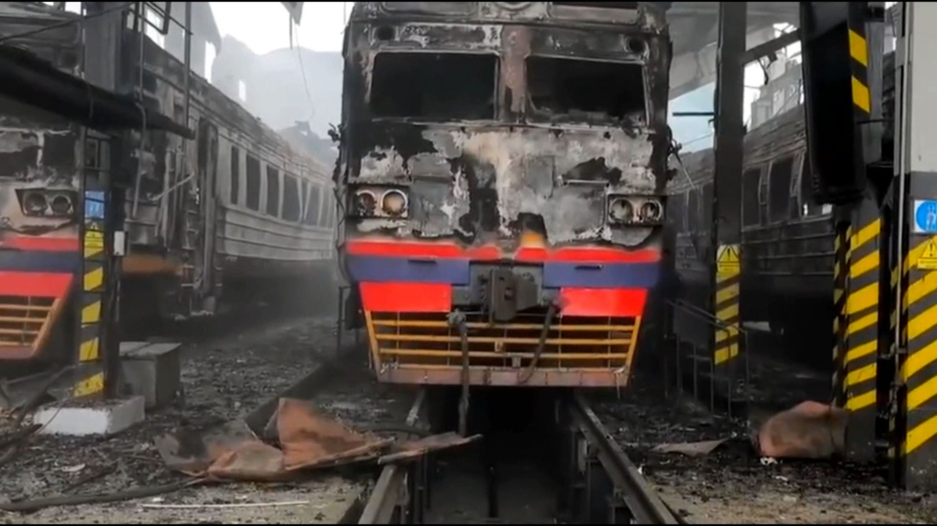 06.12.2025 Железнодорожная станция в городе Фастове Киевской области уничтожена смотреть онлайн