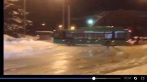 типичная жизнь троллейбуса