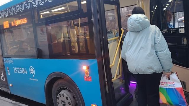 Автобус ЛиАЗ 5292 борт 192584, маршрут 640 смотреть онлайн