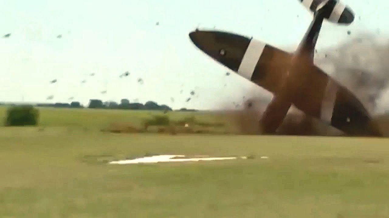 Удивительные Моменты с Легкими Самолётами, снятые на камеру смотреть онлайн