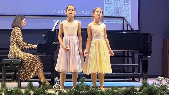 Вокальный дуэт «Созвучие»_И.Брамс Божья коровка