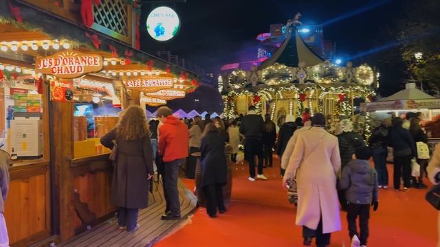 🎄Парижское Рождество 2025 волшебные рынки огни праздника и зимняя прогулка✨ смотреть онлайн