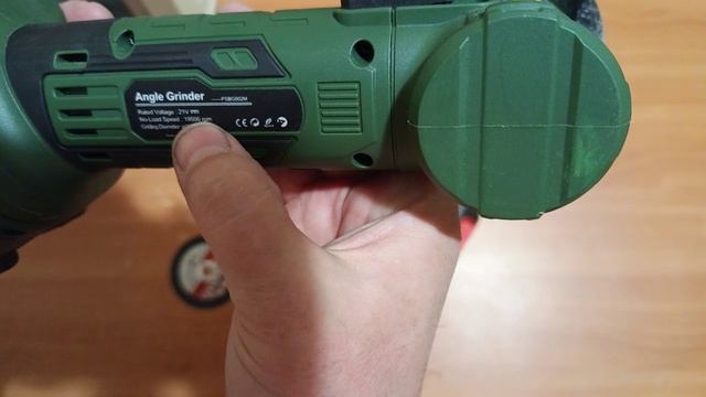 Аккумуляторная УШМ (мини отрезная машина) PROSTORMER 21В, диск 76 мм, 2 АКБ 1.5 А/ч смотреть онлайн